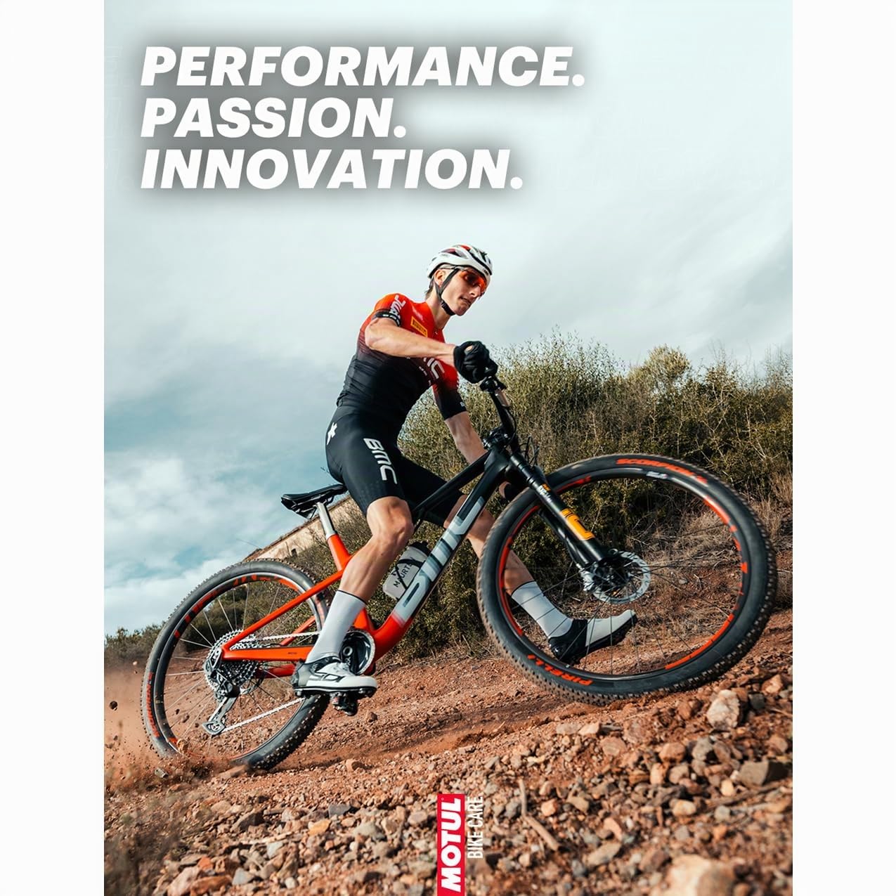 motul-bike-care-chain-lube-wet-off-road-100-ml image 7
