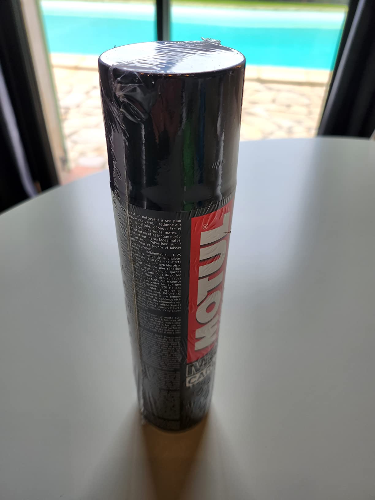 Très bon pour plastiques mats