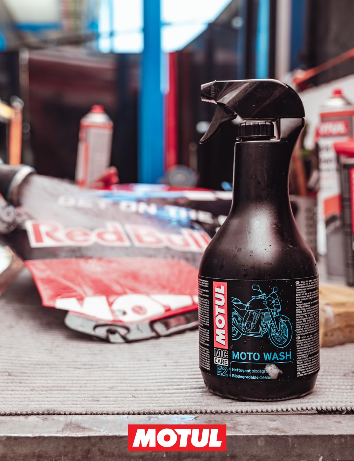 motul-e2-moto-wash-shampooing-d-graissant-moto-1-l image 5