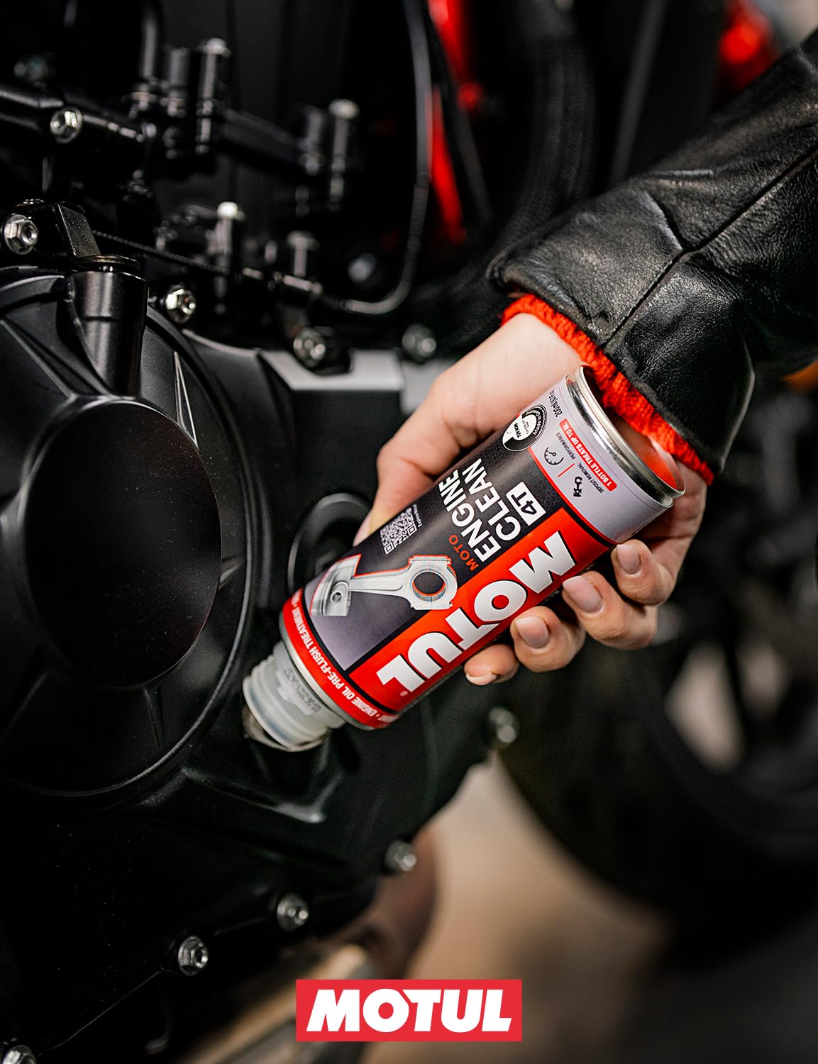 motul-engine-clean-moto-nettoyant-moteur-avant-vidange-200-ml image 5